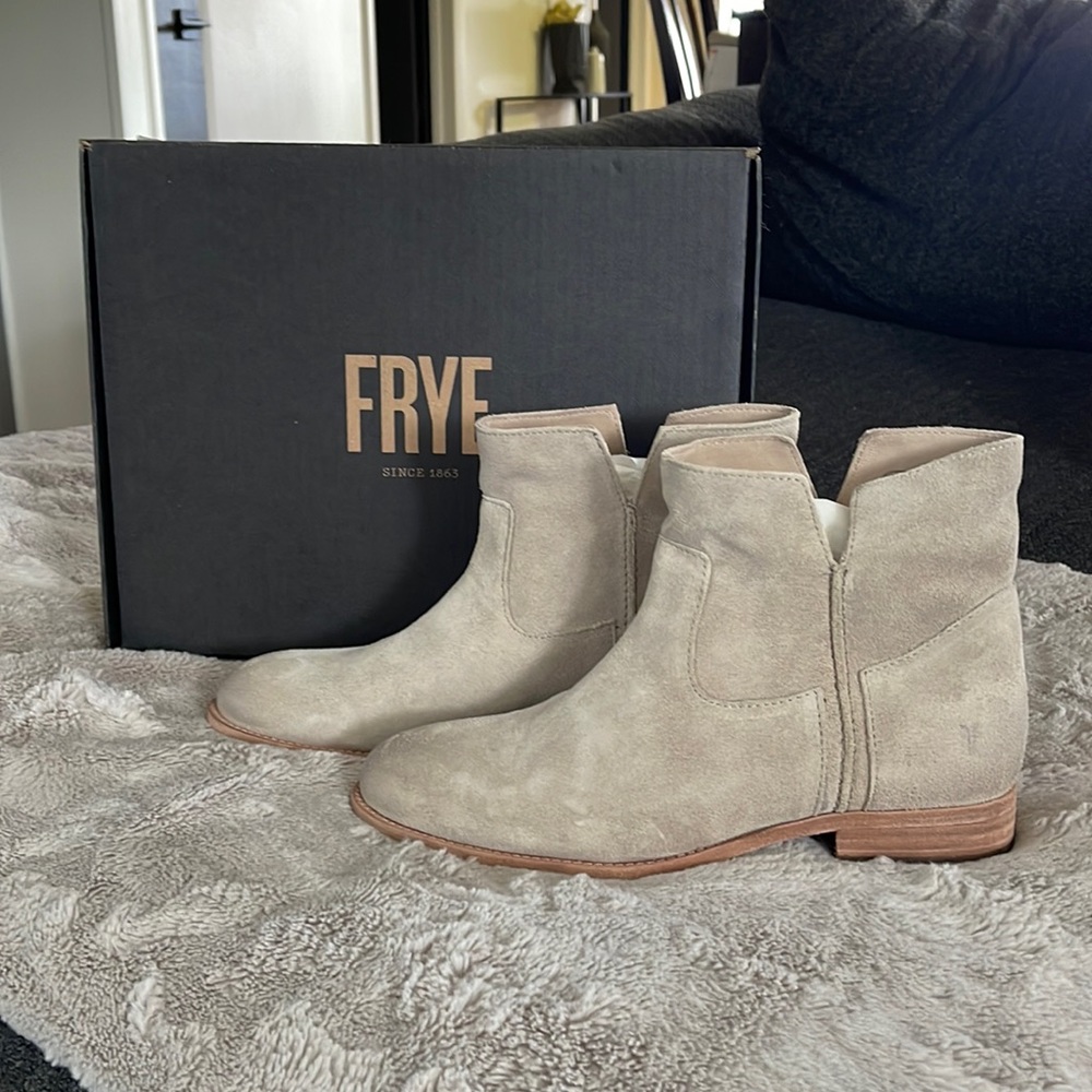 Frye Melissa Slouch Bootie Milkshake - 8